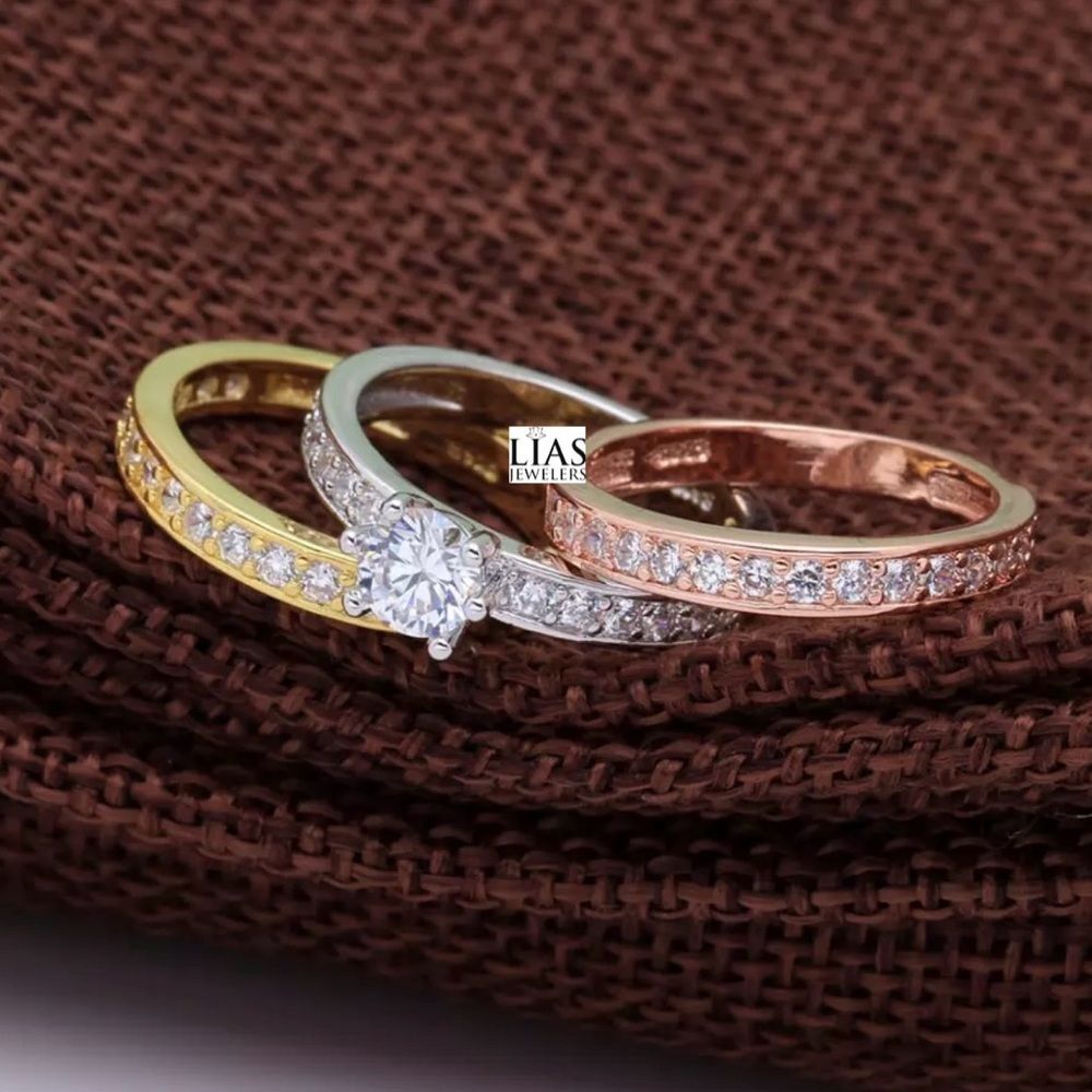 New 18k Elegant Tri-Color Ring Set